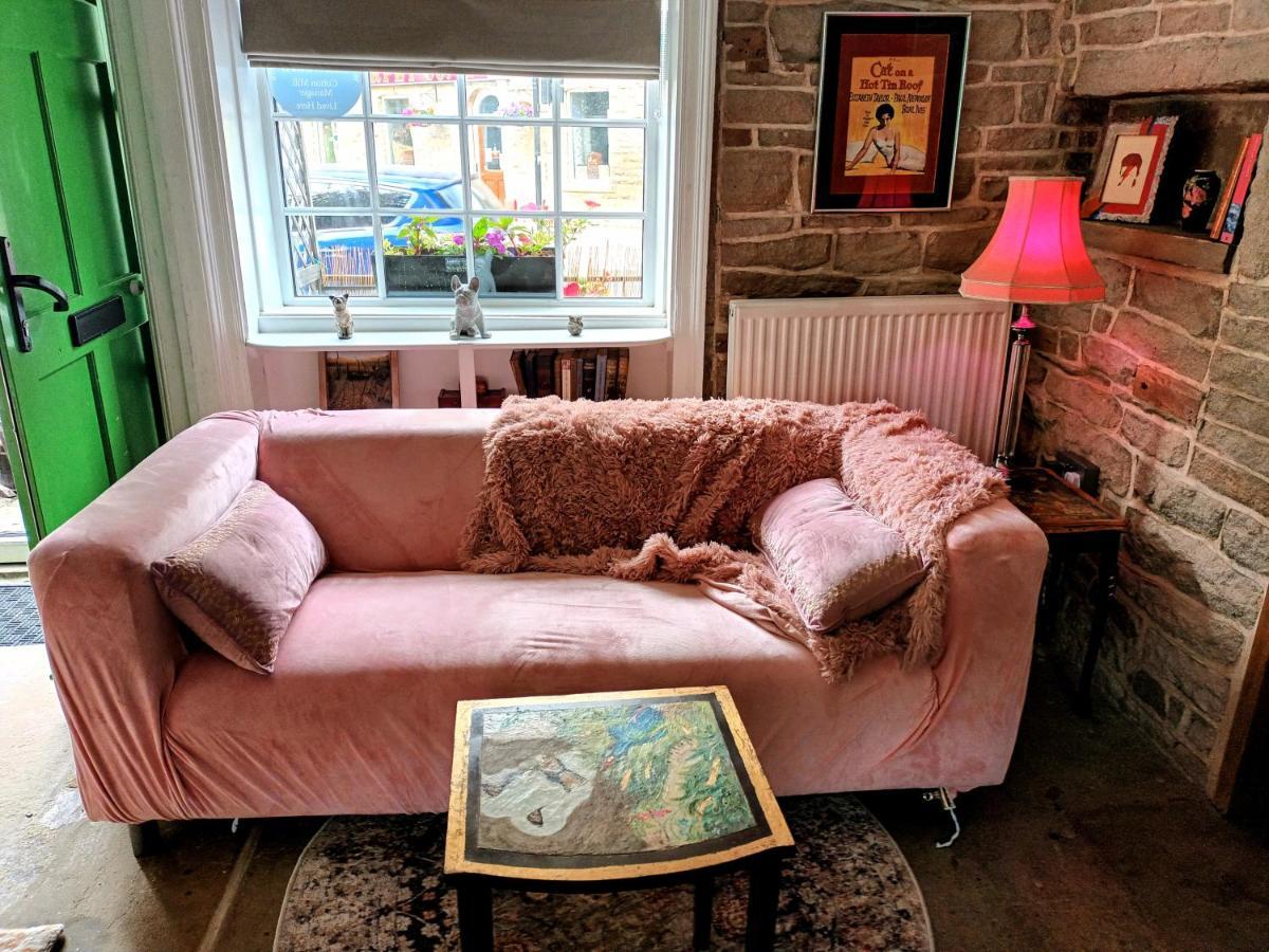 4 Bedroom Period Townhouse In The Heart Of Hebden Hebden Bridge Kültér fotó